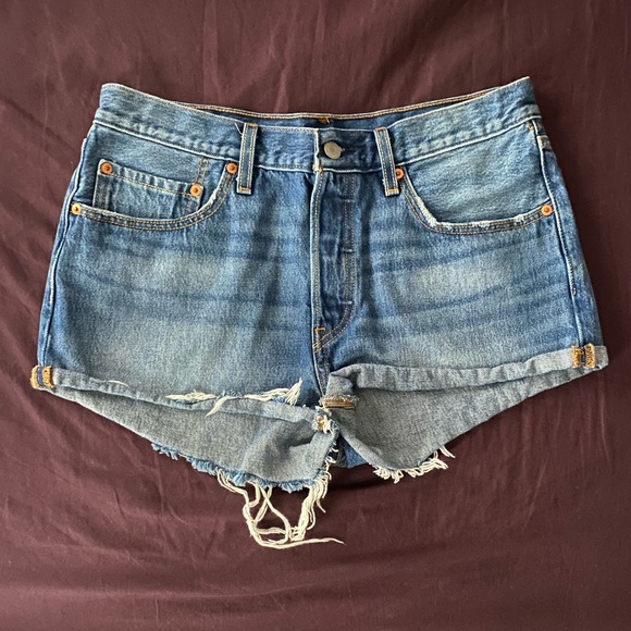 Levi 501 - Picture 2 of 7